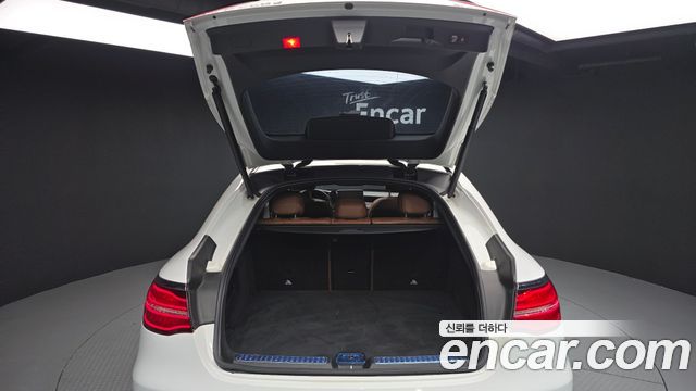 Mercedes-Benz GLC-Class GLC220 d 4MATIC Premium Coupe