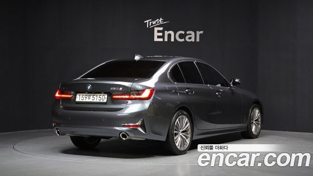BMW 3-Series 320d xDrive Luxury