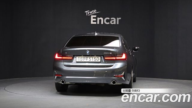 BMW 3-Series 320d xDrive Luxury