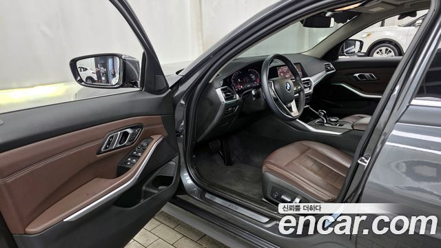 BMW 3-Series 320d xDrive Luxury
