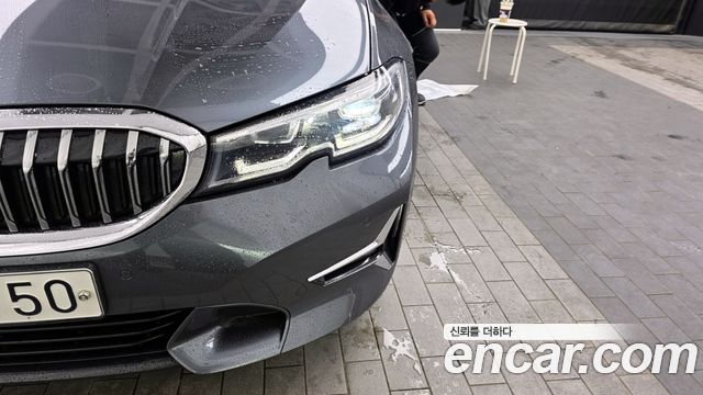 BMW 3-Series 320d xDrive Luxury