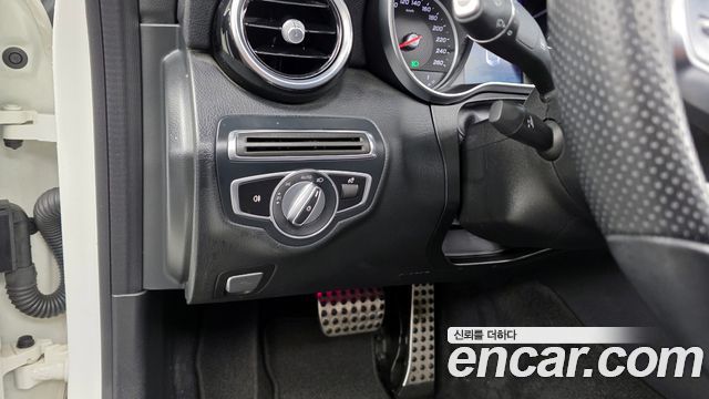 Mercedes-Benz C-Class C200 Cabriolet