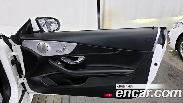 Mercedes-Benz C-Class C200 Cabriolet