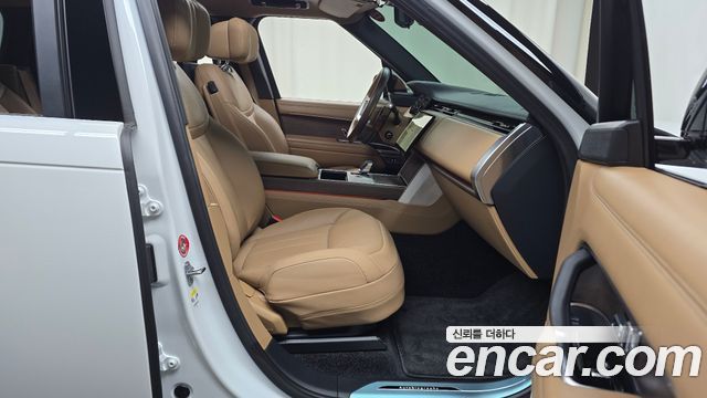 Land Rover Range Rover P530 Autobiography Long Wheel Base