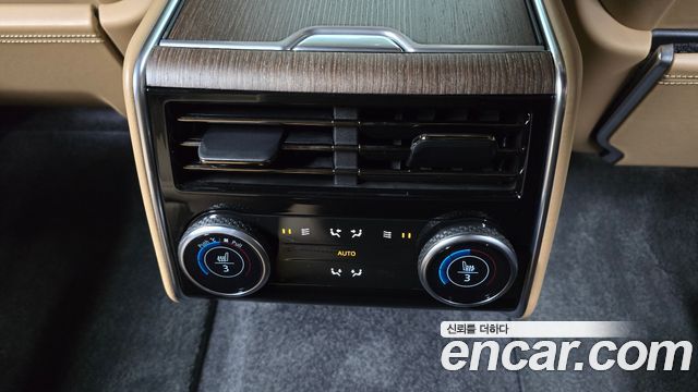 Land Rover Range Rover P530 Autobiography Long Wheel Base