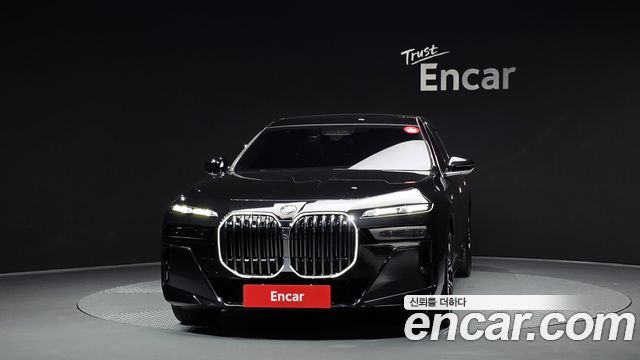 BMW 7-Series 740i sDrive M Sport