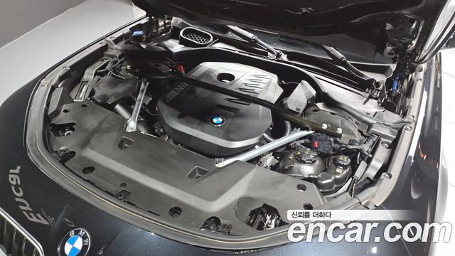 BMW 7-Series 740i sDrive M Sport