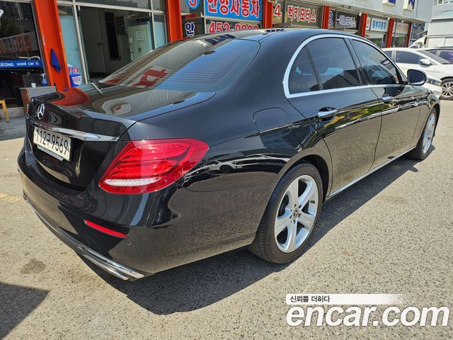 Mercedes-Benz E-Class E200 Avantgarde