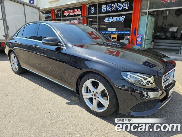 Mercedes-Benz E-Class E200 Avantgarde