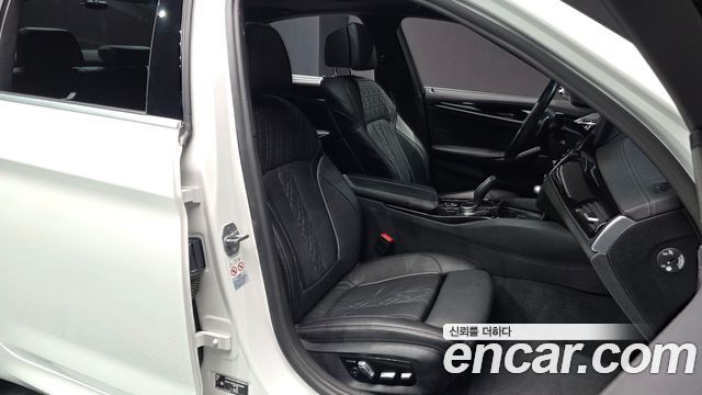 BMW 5-Series 530i M Sport Package