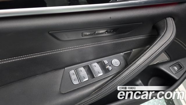 BMW 5-Series 530i M Sport Package