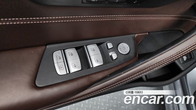 BMW 5-Series 530i M Sport Package Plus