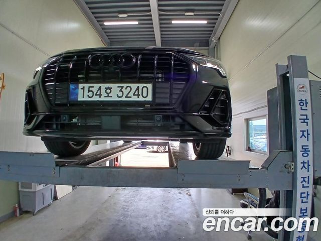 Audi Q3 40 TFSI Quattro Premium
