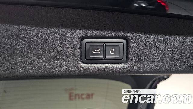 Audi Q5 45 TFSI Quattro S Line Black Edition Sport Back