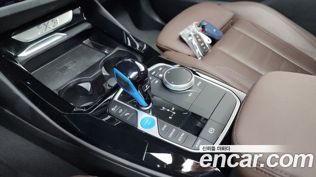 BMW iX3 M Sports