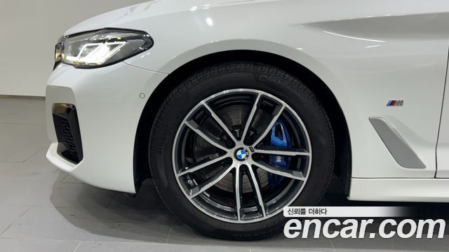 BMW 5-Series 523d M Sport
