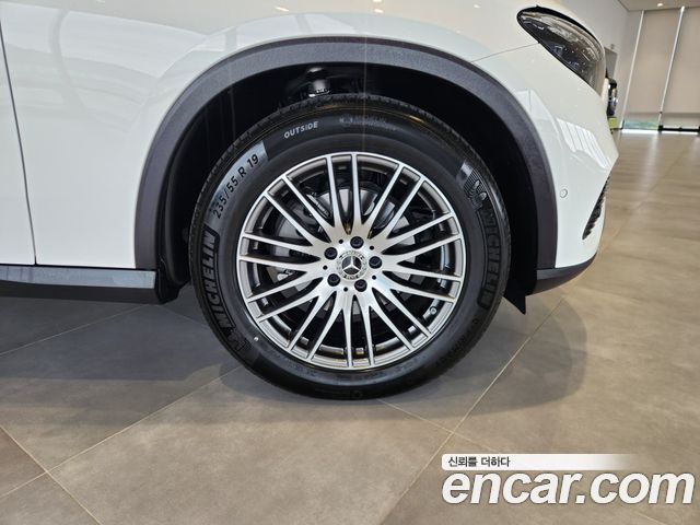 Mercedes-Benz GLC-Class GLC220 d 4MATIC
