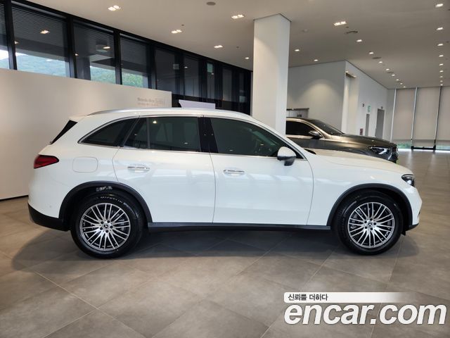 Mercedes-Benz GLC-Class GLC220 d 4MATIC
