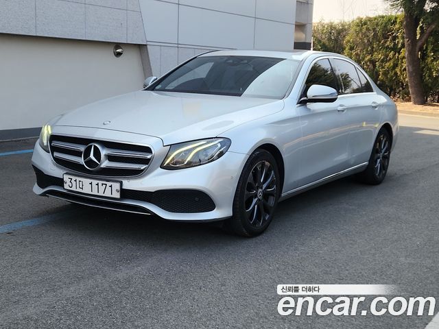 Mercedes-Benz E-Class E200 Avantgarde