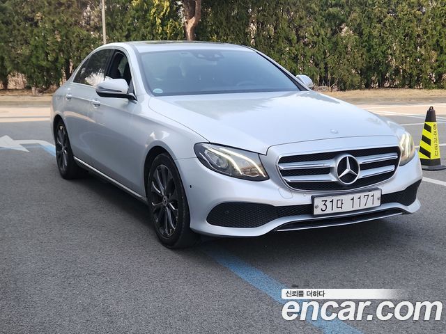 Mercedes-Benz E-Class E200 Avantgarde