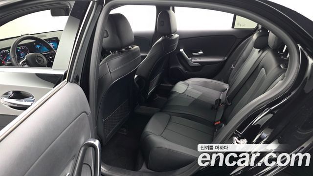 Mercedes-Benz A-Class A220 Hatchback