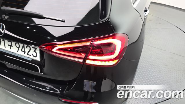 Mercedes-Benz A-Class A220 Hatchback