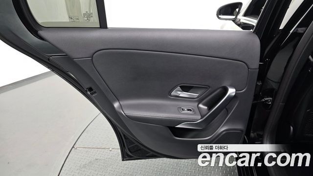 Mercedes-Benz A-Class A220 Hatchback