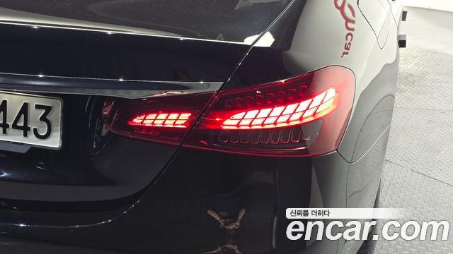 Mercedes-Benz E-Class E250 AMG Line