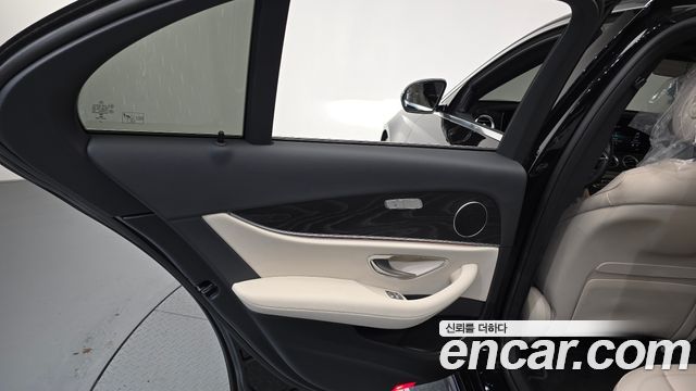 Mercedes-Benz E-Class E250 AMG Line