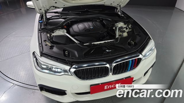 BMW 5-Series 520d M Sport Package Plus