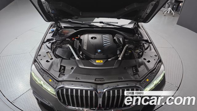 BMW 7-Series 745Le iPerformance M Sport