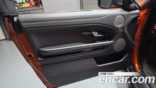 Land Rover Range Rover Evoque 2.0 TD4 SE Dynamic Convertible