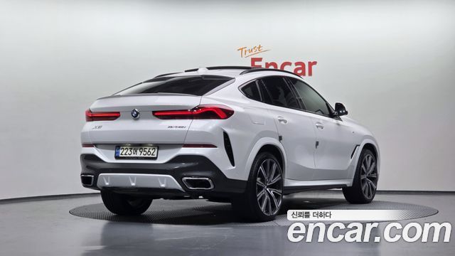 BMW X6 xDrive40i M Sports Online Exclusive Edition