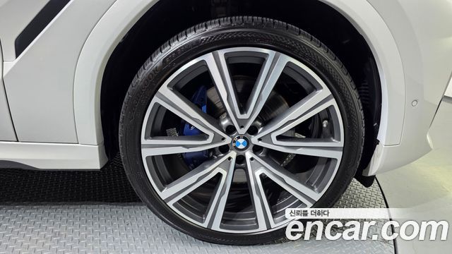 BMW X6 xDrive40i M Sports Online Exclusive Edition