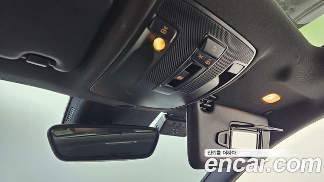 Mercedes-Benz CLA-Class CLA250 4MATIC AMG Line