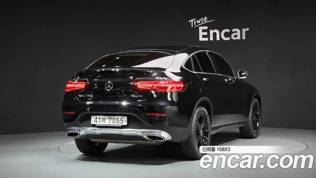 Mercedes-Benz GLC-Class GCL300 4MATIC Coupe