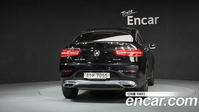 Mercedes-Benz GLC-Class GCL300 4MATIC Coupe