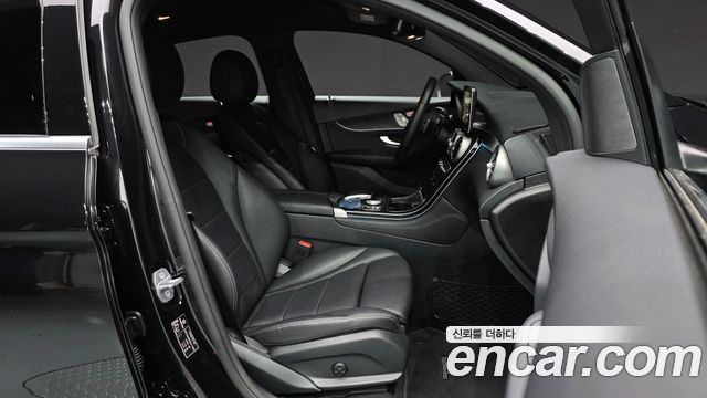 Mercedes-Benz GLC-Class GCL300 4MATIC Coupe