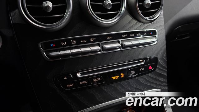 Mercedes-Benz GLC-Class GCL300 4MATIC Coupe