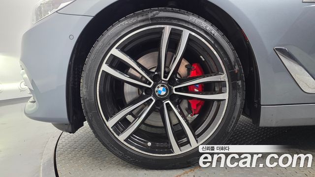 BMW 5-Series 530d Luxury Plus