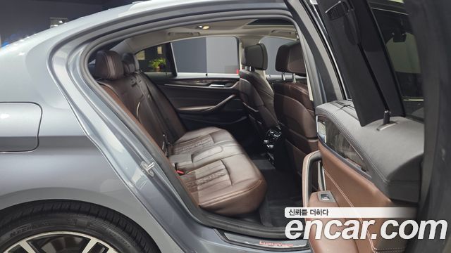 BMW 5-Series 530d Luxury Plus