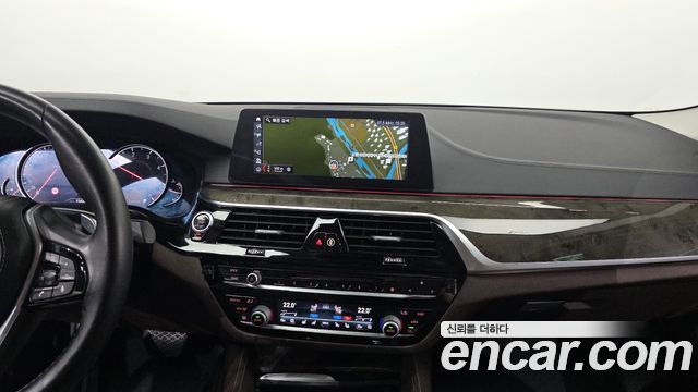 BMW 5-Series 530d Luxury Plus