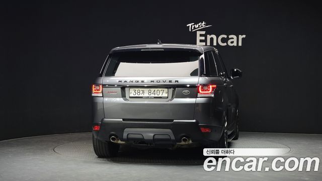 Land Rover Range Rover Sport 3.0 SDV6 HSE Dynamic