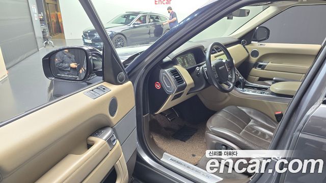 Land Rover Range Rover Sport 3.0 SDV6 HSE Dynamic