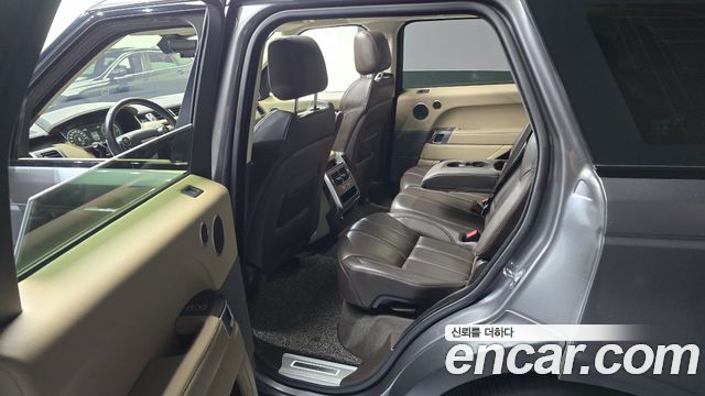 Land Rover Range Rover Sport 3.0 SDV6 HSE Dynamic