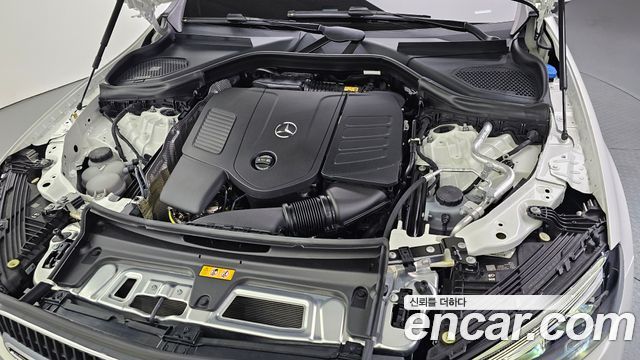 Mercedes-Benz GLC-Class GLC 300 4MATIC Avantgarde