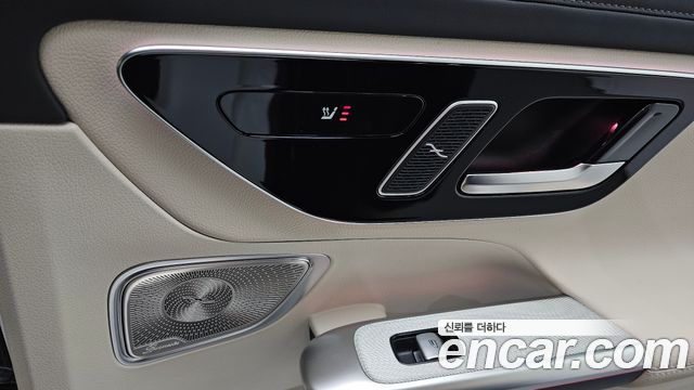 Mercedes-Benz GLC-Class GLC 300 4MATIC Avantgarde