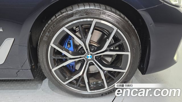 BMW 5-Series 530i xDrive M Sport Package