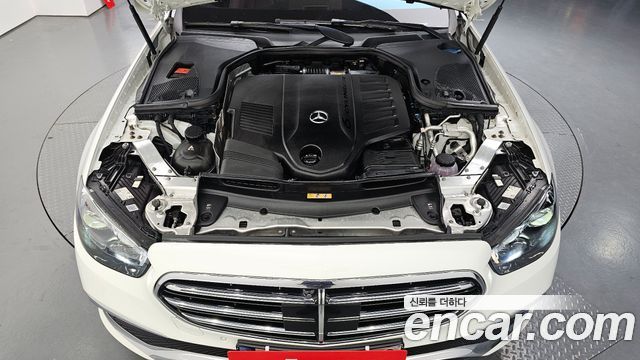 Mercedes-Benz E-Class E450 4MATIC Exclusive