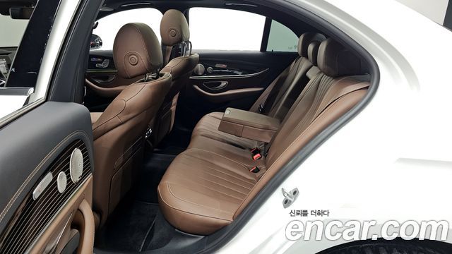 Mercedes-Benz E-Class E450 4MATIC Exclusive